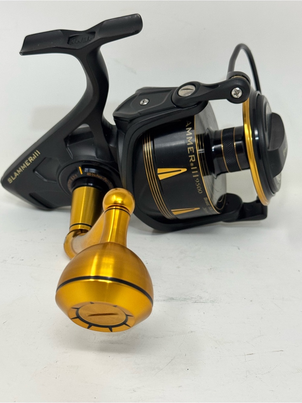 Slammer III Spinning Reel Black & Gold 9500heavyduty sealed drag new without box